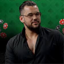 Szymool Kasyno Online – Gdzie i w jakie gry gra streamer?